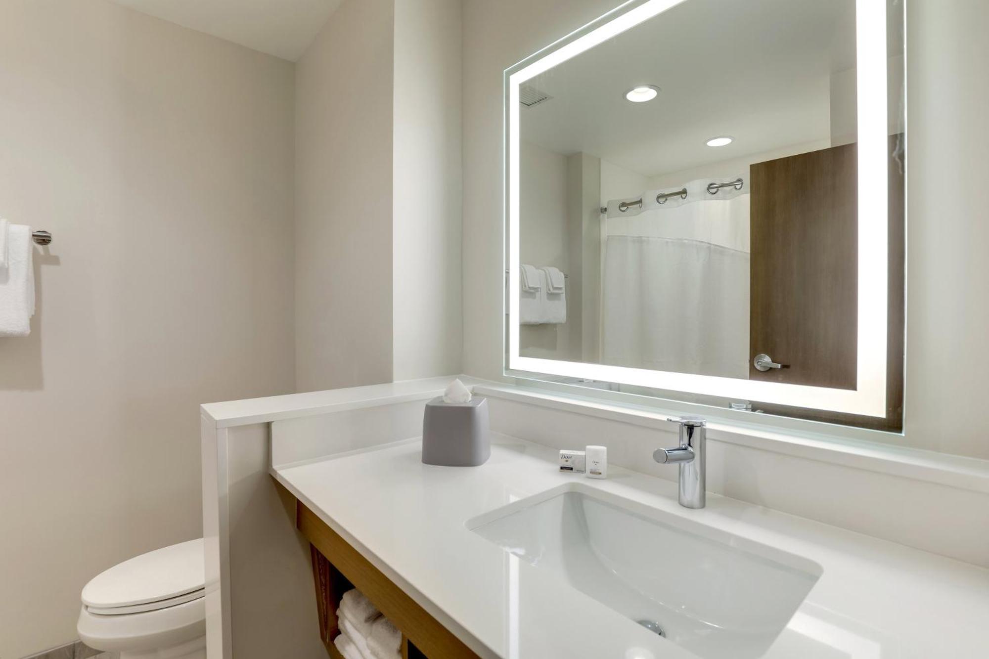 Holiday Inn Express Holly Springs - Raleigh Area By Ihg Bagian luar foto