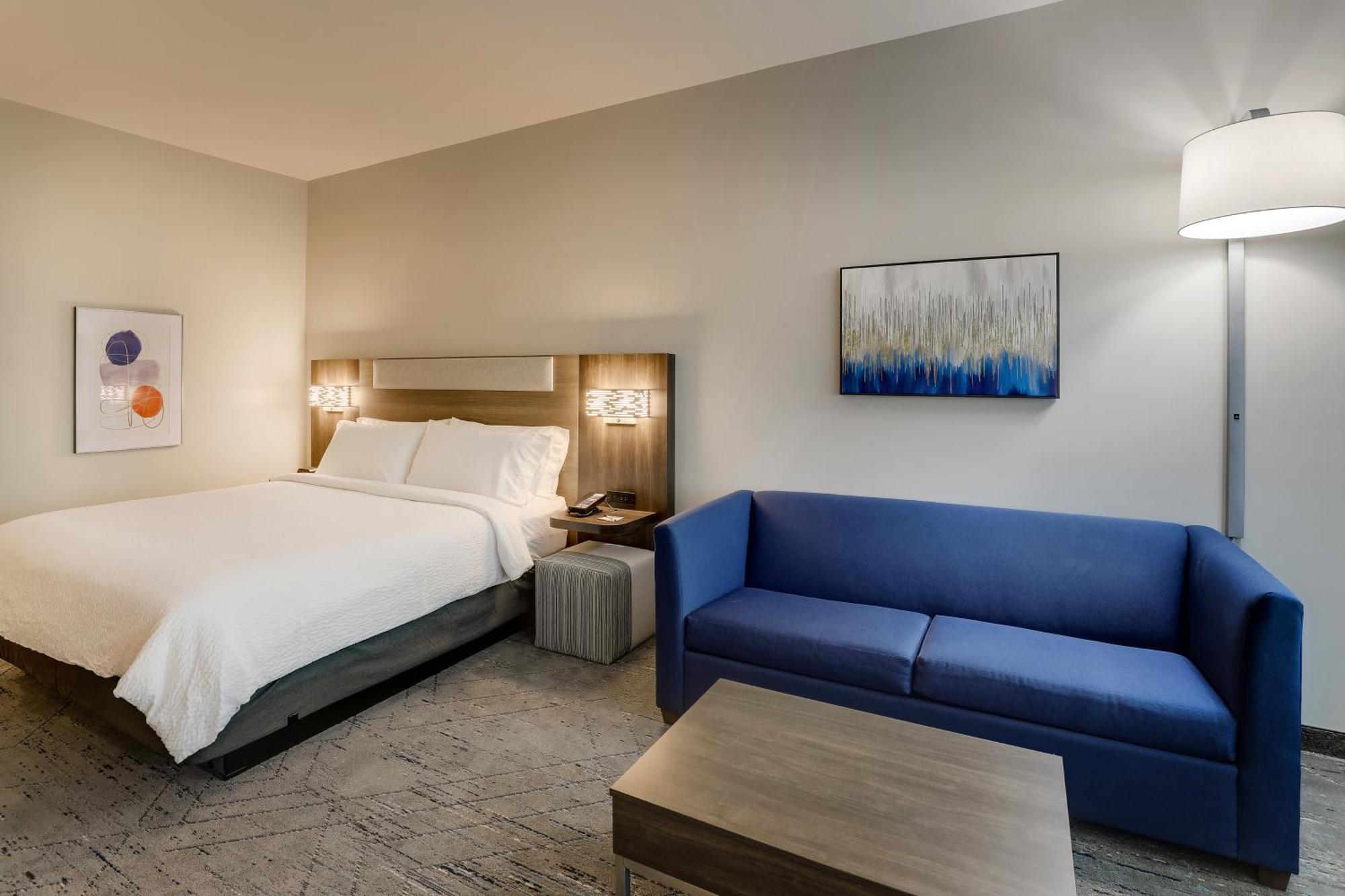 Holiday Inn Express Holly Springs - Raleigh Area By Ihg Bagian luar foto