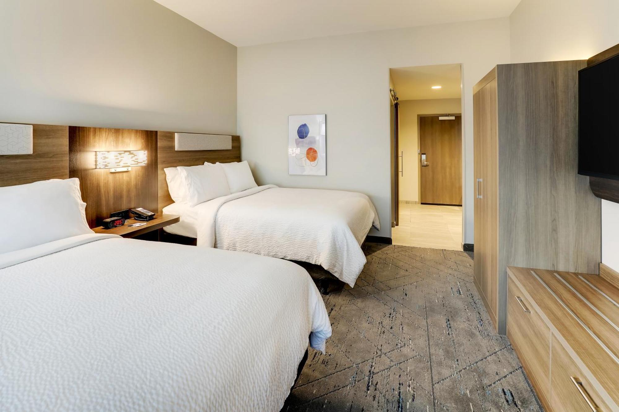 Holiday Inn Express Holly Springs - Raleigh Area By Ihg Bagian luar foto